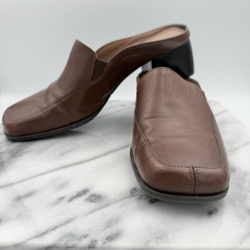 Naturalizer Women’s  Brown Leather Slip-On Mules 6.5